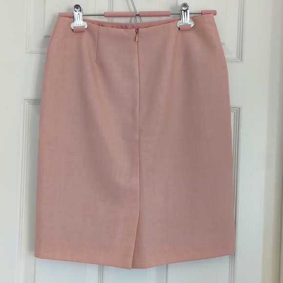 Anne Klein pencil skirt - Picture 2 of 5